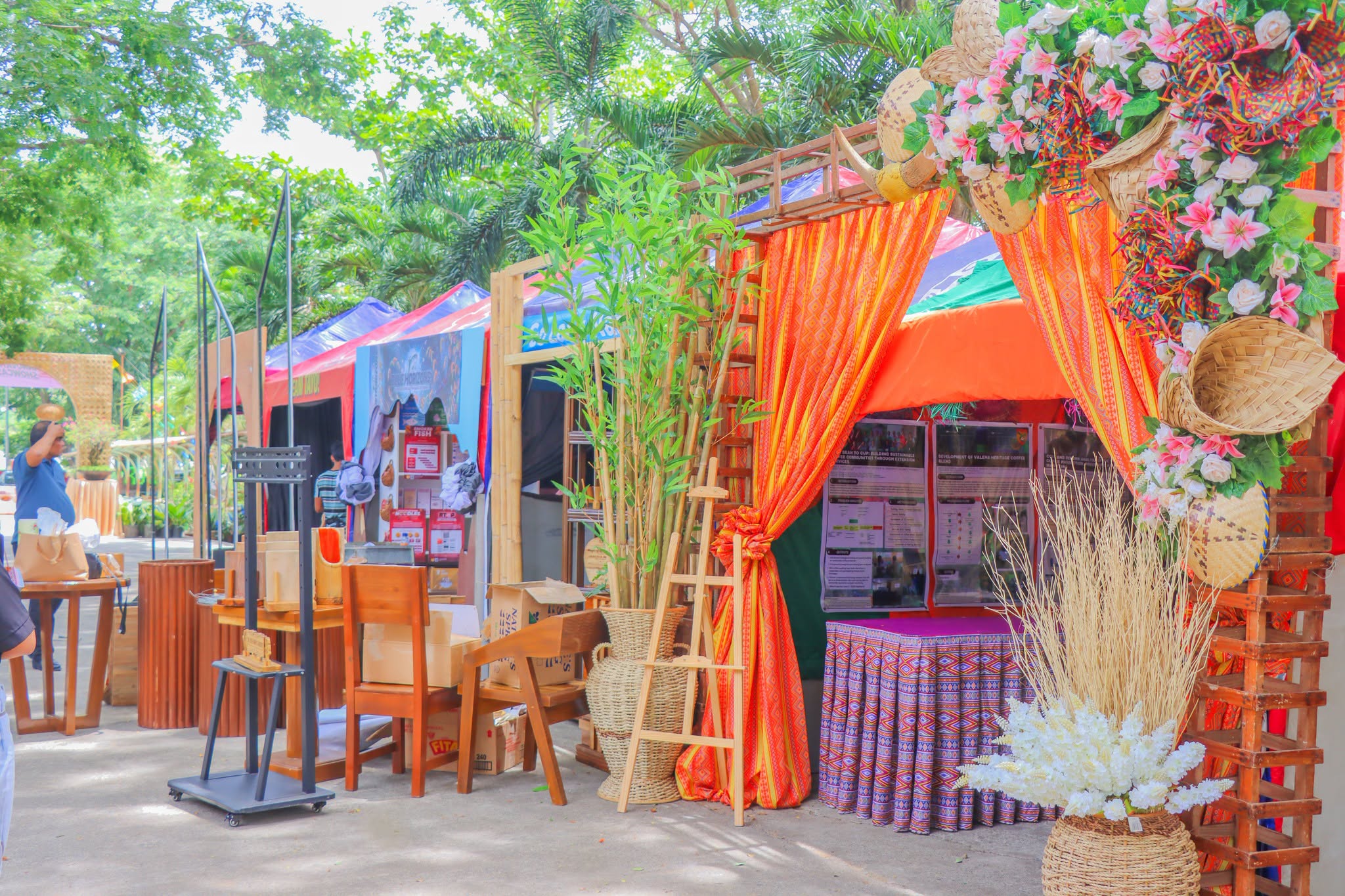 RDE-SHOWCASE-PREP-FOR-ANNIV-PHOTOSET photo 5